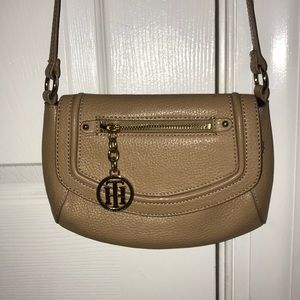 Tommy Hilfiger Crossbody